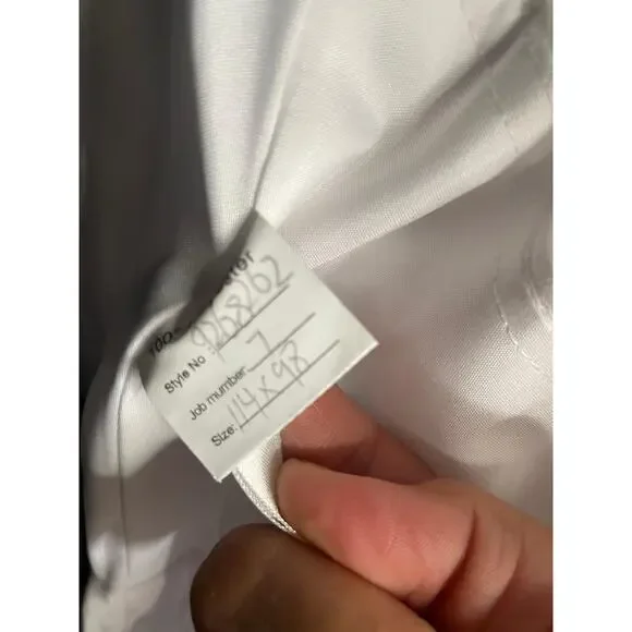 Jaden White Sleeveless Dress Size 114 x 98 cm - Picture 7 of 10